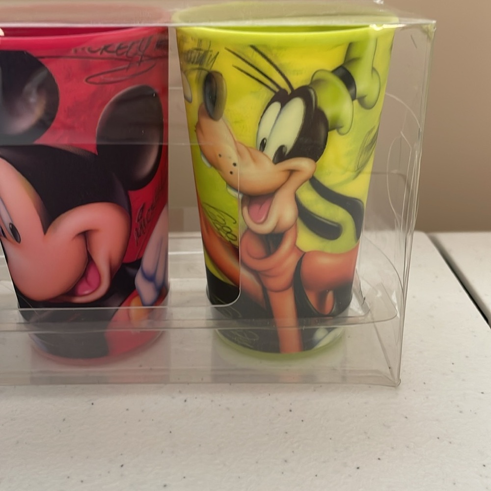 ⭐️NEW Disney Plastic Cups Shanghai Disney Resort - Picture 4 of 7
